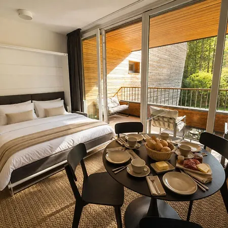 아파트 The Nest Maribor Studio Apartment *