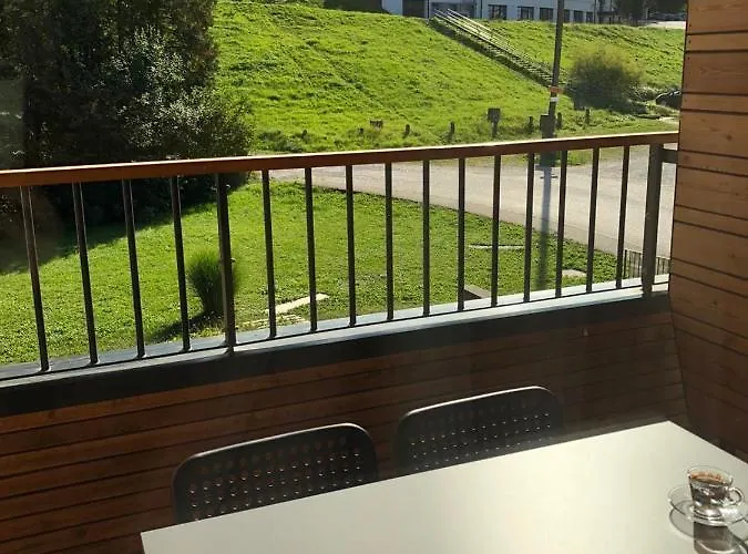 شقة Apartma Runi Pod Zlato Lisico