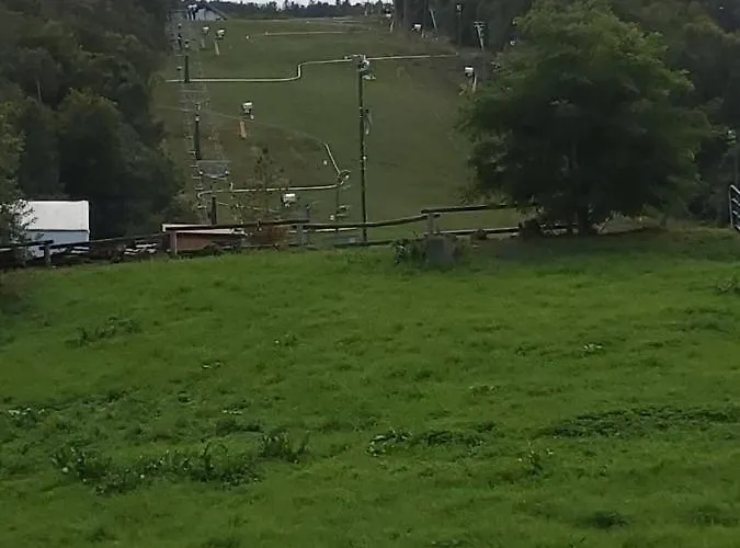 شقة Apartma Runi Pod Zlato Lisico Pekre